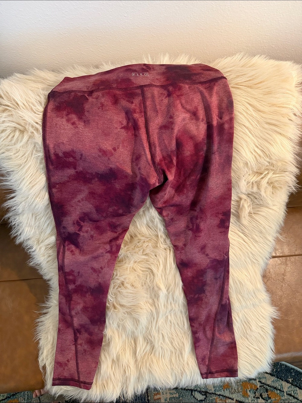 Fleo Burgundy Tie-Dye Leggings